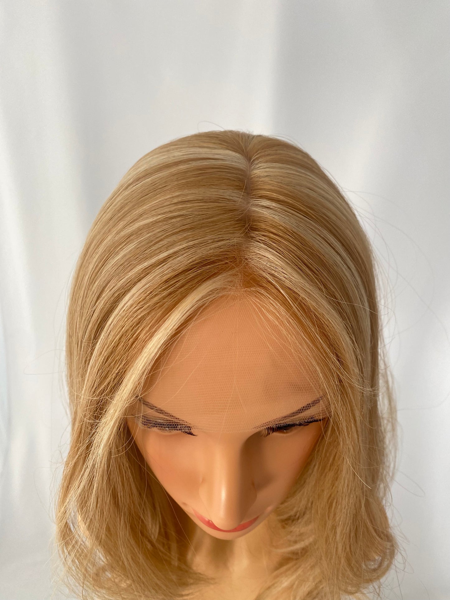 iWig Premium Echthaar-Perücke Sunshine Blond